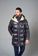Удлиненный пуховик черного цвета